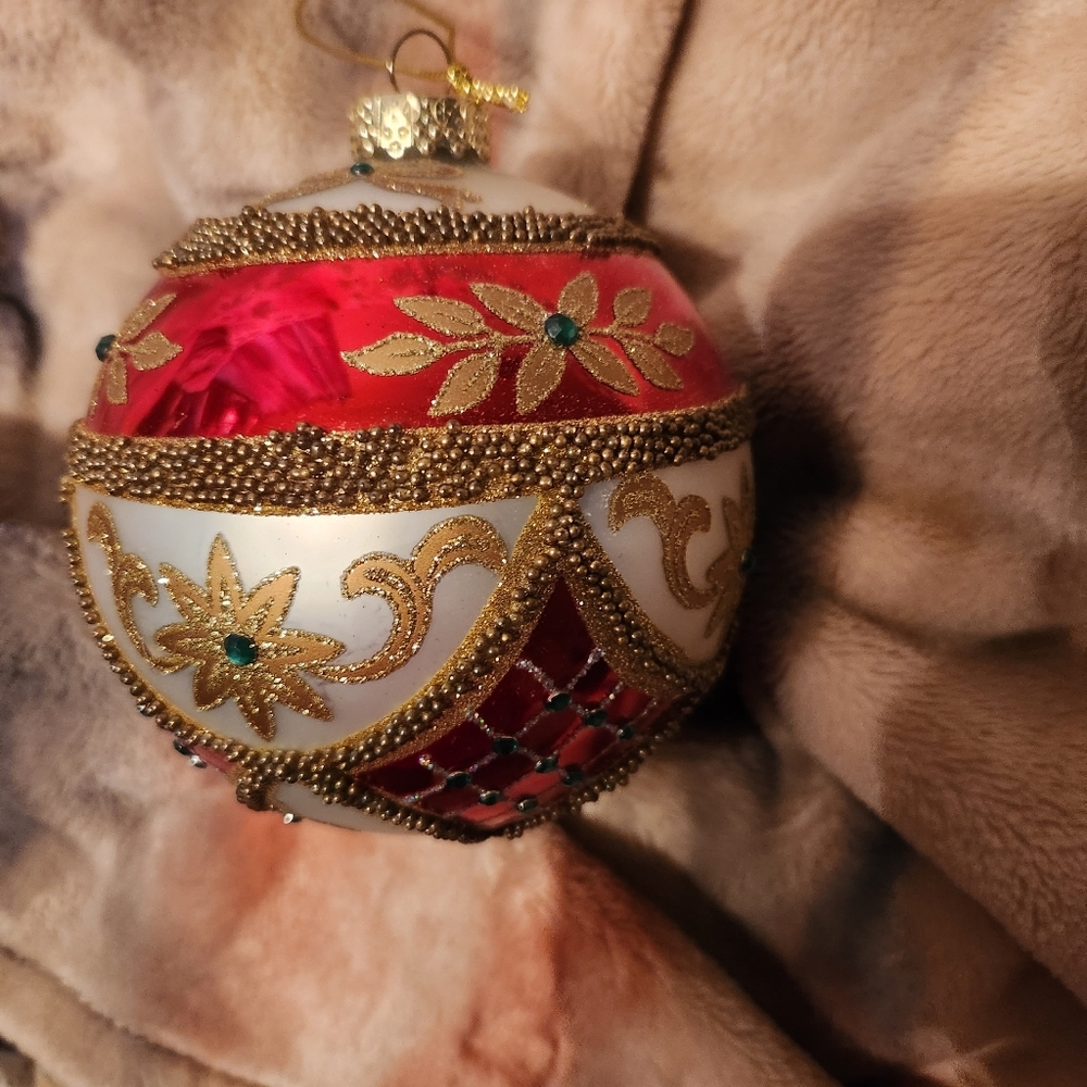 Vintage 5" jeweled Oranment